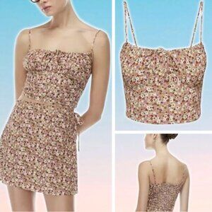 SUNDAY BEST Aritzia Delilah Cropped Floral Camisole Tank Sz Medium